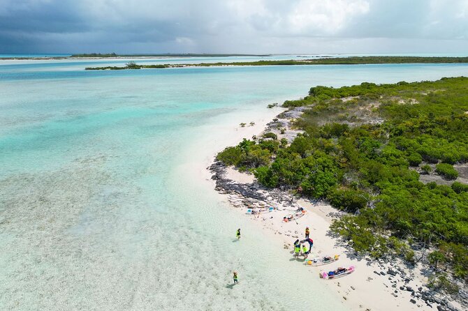 3HR Clear Kayak Mangrove and iguana island Tour in Leeward - The jet ski transfer changes the pace