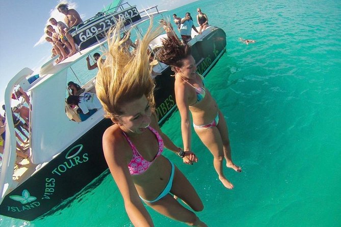 4hour Group Half Day Snorkeling Excursion in Grace Bay - Lunch, rum punch, and the practical side of the meal