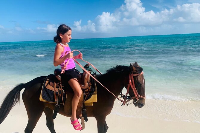 60-Minute Private Horseback Riding Experience in Turks and Caicos - Sunset light and the photo question