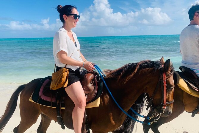 60-Minute Private Horseback Riding Experience in Turks and Caicos - Practical preparation for a better hour