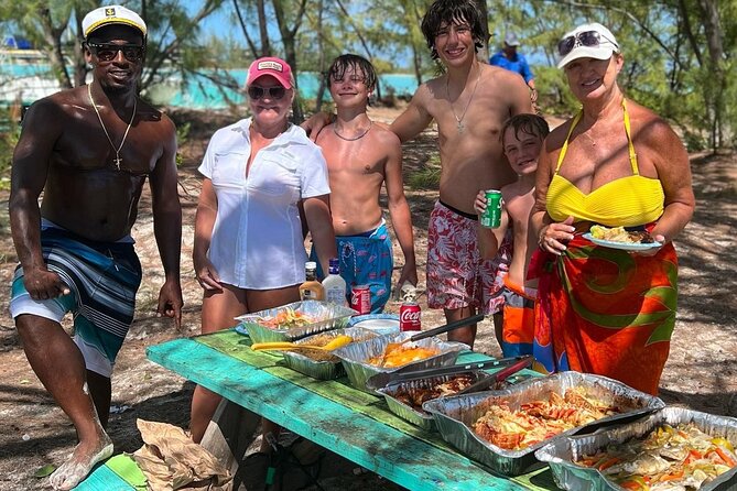 6HR-Private Provo Cays Exploration with Lunch - A private boat day built around Provo’s cays