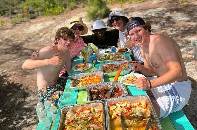 6HR-Private Provo Cays Exploration with Lunch - Pickup, meeting point, and the extra transportation charge