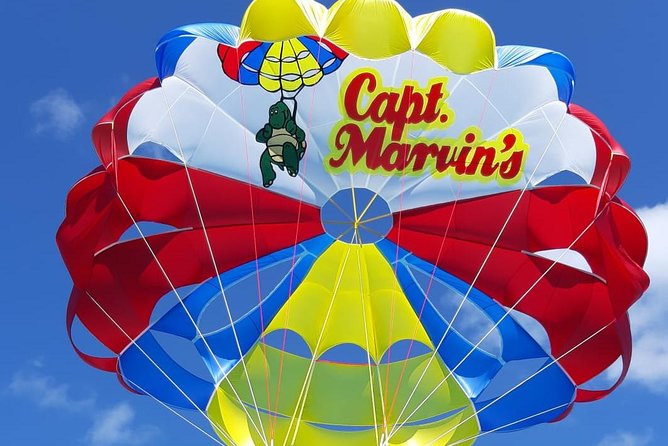 Capt Marvin Watersports / Parasail - Public Tour - Meeting the boat at Grace Bay Beach