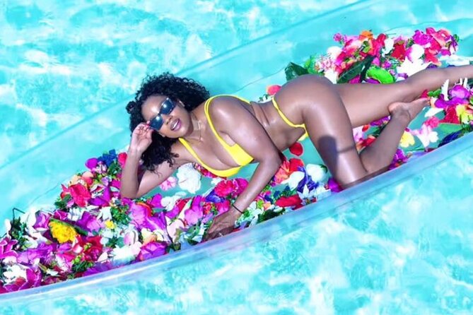 Clear Kayak Flower Girl Photoshoot in Turks and Caicos Islands - The private format keeps the mood relaxed