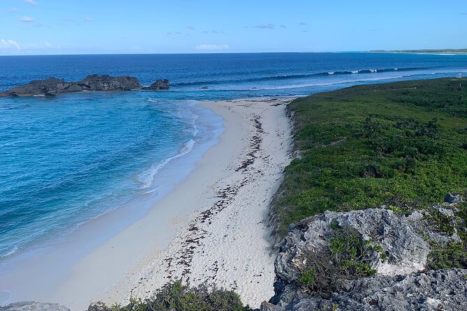 Discovery Tour and Treasure Hunt ( North and Middle Caicos) - Wades Green Plantation and the islands’ past