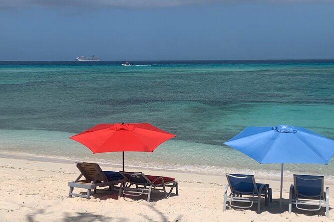 Fun day at Private Beach Bar&Grill/Grand Turk - Starting outside the Grand Turk cruise port