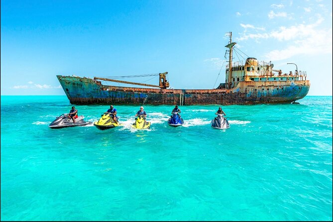 Ghost Freighter Seafari ( abandoned shipwreck) - Riding out from Walkin Marina