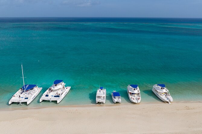 Half Day Private Boat Tour in Caicos Island - Lunch on board, from wraps to seasonal lobster