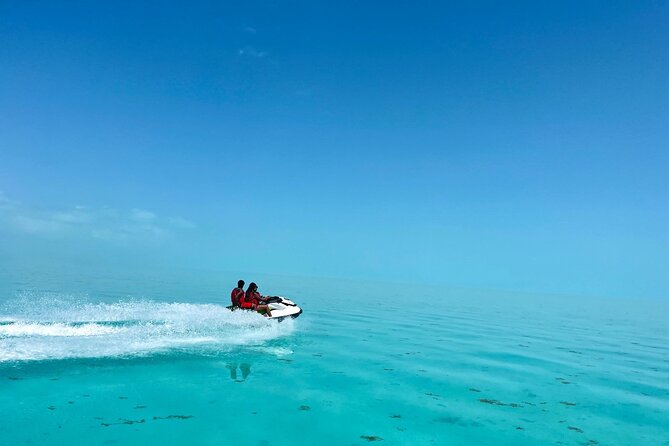 Island Hopper Adventure in Providenciales - Pine Cay and Long Bay from the water