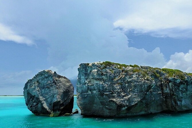 Jet Ski Adventure to Split Rock, Pirates Cove, Iguana Bay Cay - Emerald Cay: a look at private island life