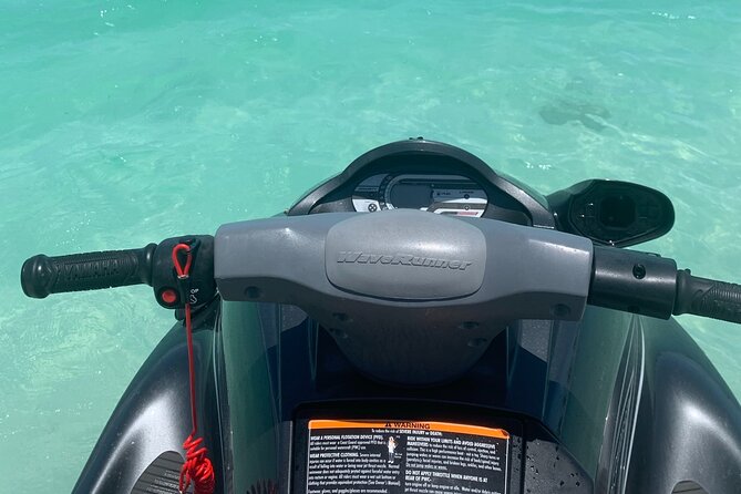Lunch Seafari to pristine cays, shipwreck and lunch at TIKI BAR - Lunch at Omar’s Beach Hut