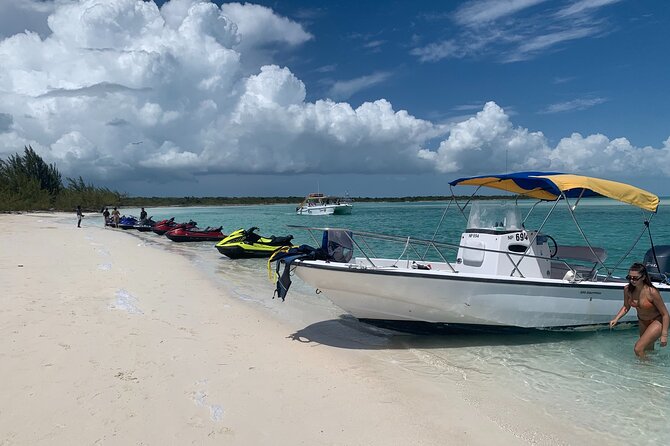 Lunch Seafari to pristine cays, shipwreck and lunch at TIKI BAR - Who Will Get the Most From This Ride?