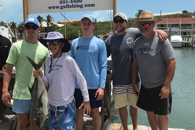 Private 1/2 Day Afternoon Charter Deep Sea Fishing on Wahooter's - The crew makes the difference