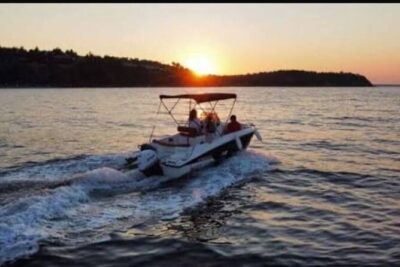 Private 2Hour Champagne Scenic Sunset cruise