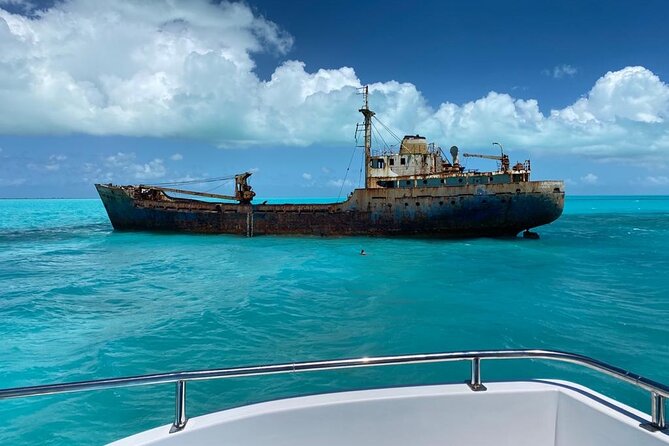 Private 4-Hour Catamaran Tour from Providenciales in Turks and Caicos - Half Moon Bay: the main beach stop