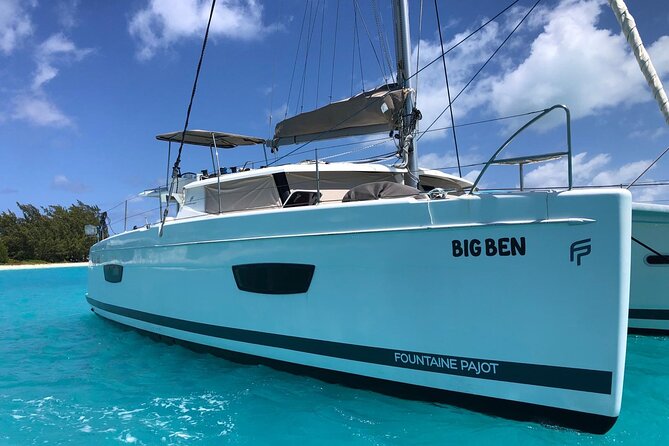 Private Afternoon Tour Catamaran 44 Big Ben - Half Moon Bay offers shallow water and a walk across