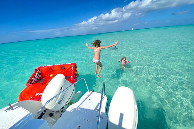 Private Boat Island Hopping & Snorkeling in Turks & Caicos 4Hrs - Sandbars between Fort George and Pine Cay