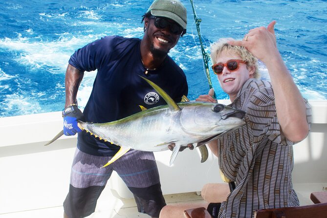Private Full-Day Deep Sea Fishing Charter on "Wahooters" - How the Crew Shapes the Day