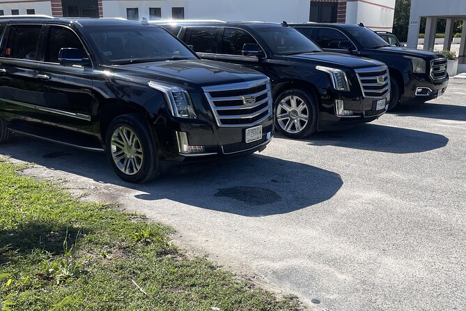 Private Luxury Airport Transportation RoundTrip - Booking Timing and Cancellation Rules