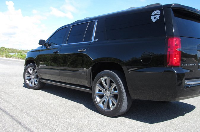 Private Luxury SUV Transfer Providenciales Airport (ONE WAY) - Clean Vehicles and Punctual Pickup
