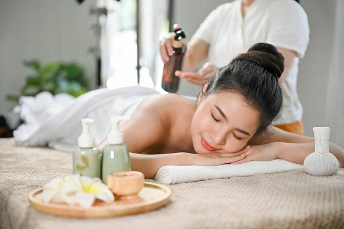 Relaxation and Therapy Massage in Paradise Turks and Caicos - Who will enjoy this massage most?