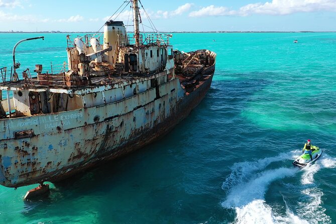 Shipwreck Adventure in Providenciales - What the wreck tells you about Providenciales