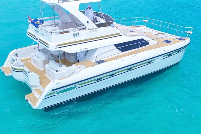 Turks and Caicos Half-Day Luxury Private Yacht Charter - What the $4,500 price really buys
